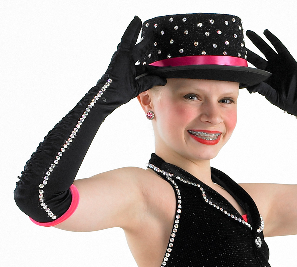 black-pink-glove-hat
