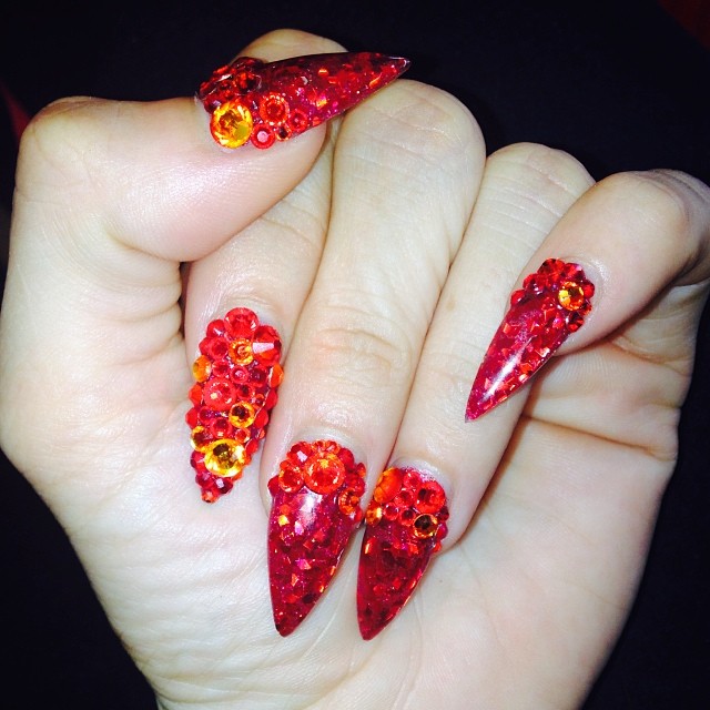 Melia volcanic red nails
